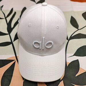 NWT - ALO Yoga Off-Duty Baseball Cap